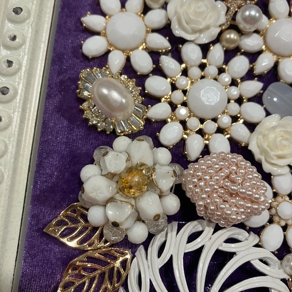 ORIGINAL JEWELRY ART COLLAGE. UNIQUE HANDMADE OOAK GIFT 💝 IDEA. IN CREAM/PURPLE - Picture 7 of 16